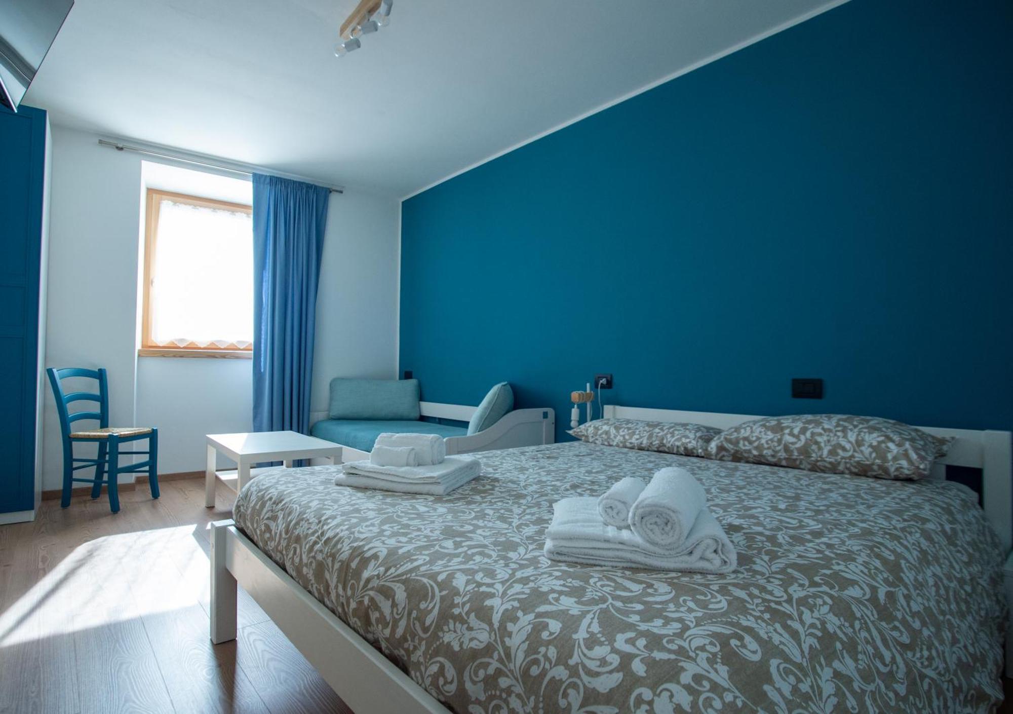 La Lesivera Bed And Breakfast Tione di Trento Ngoại thất bức ảnh